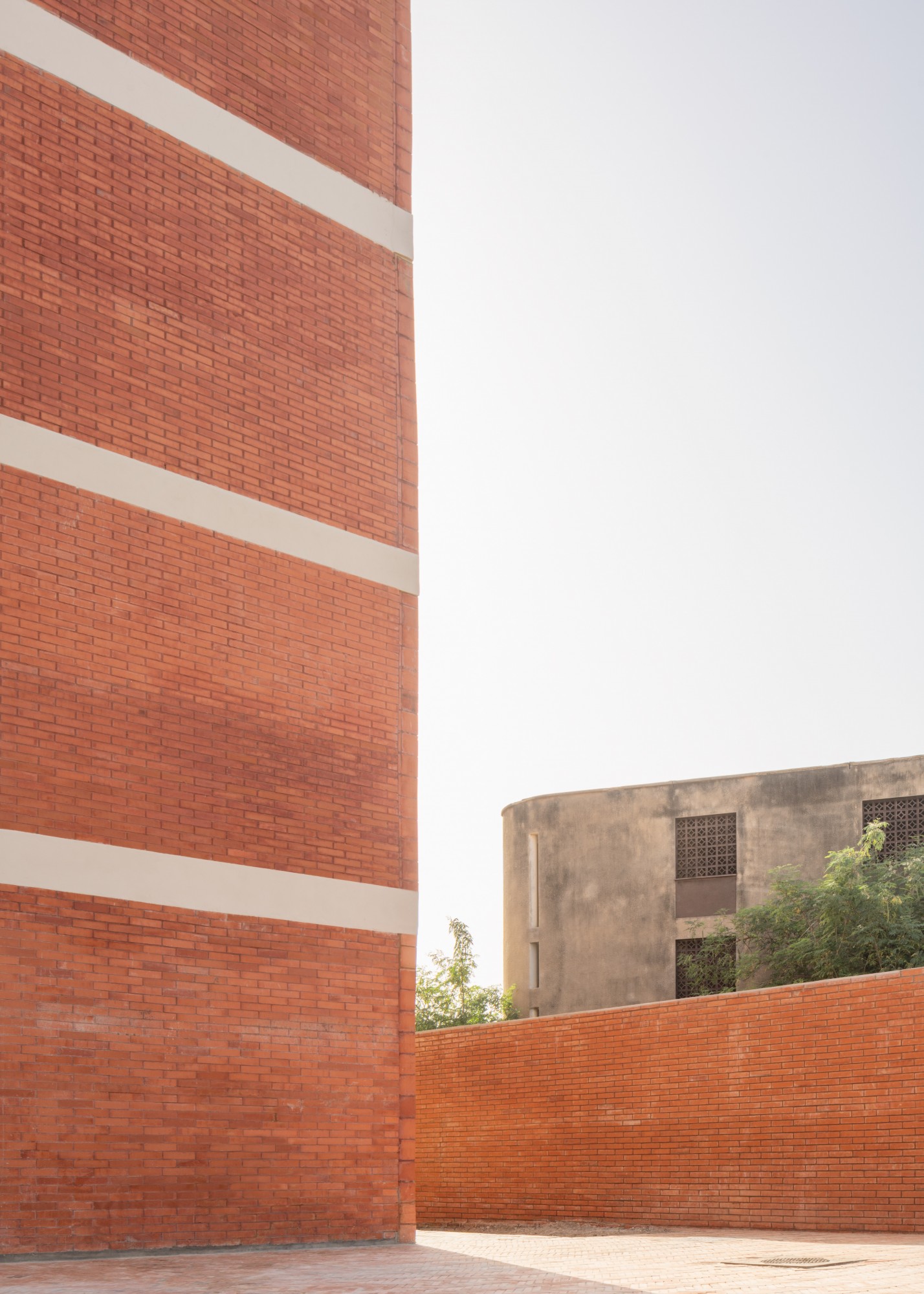p245-hlb-dakar-ucad-limite.jpg